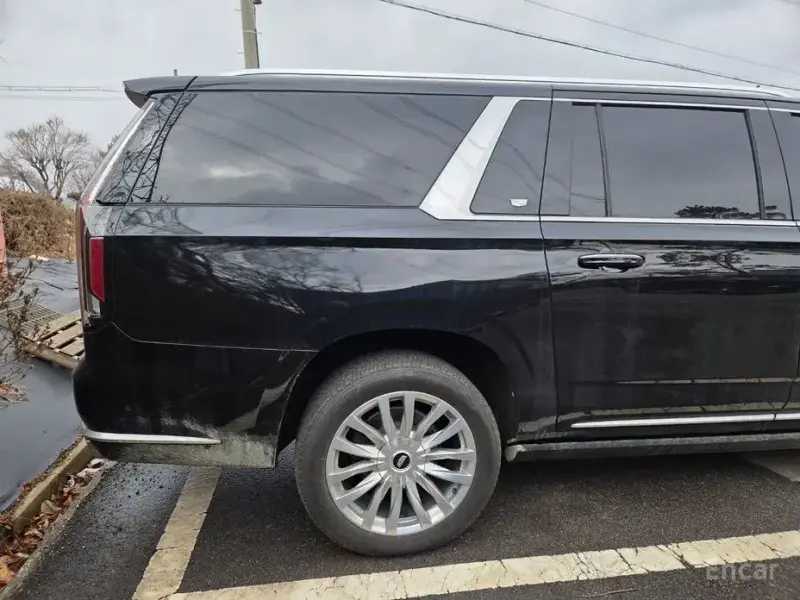 2021 Cadillac Escalade с пробегом 79 000 км