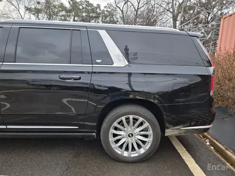 2021 Cadillac Escalade с пробегом 79 000 км