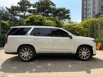 2022 Cadillac Escalade с пробегом 43 071 км