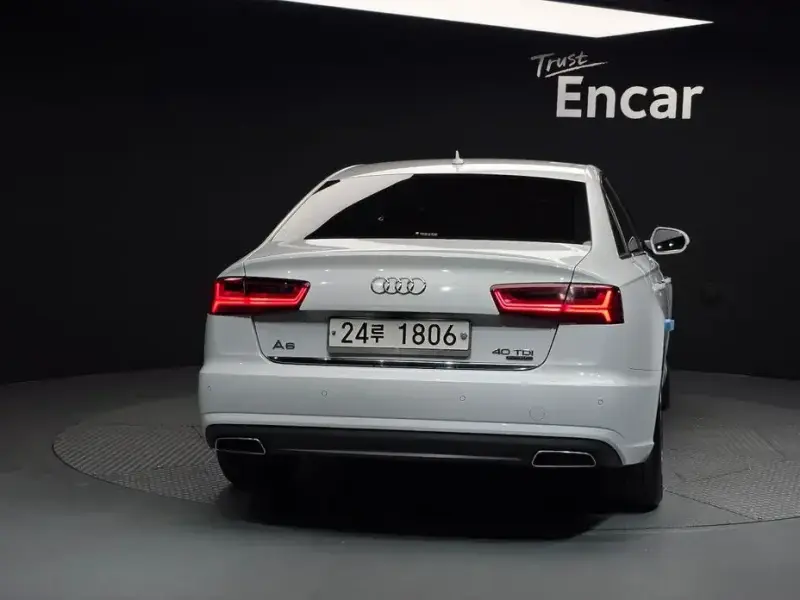 2015 Audi A6 с пробегом 120 848 км