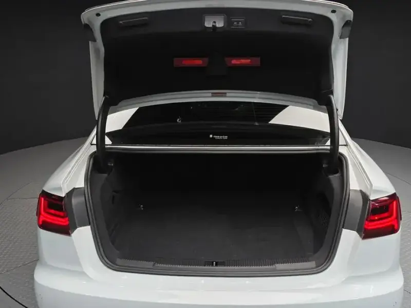 2015 Audi A6 с пробегом 120 848 км