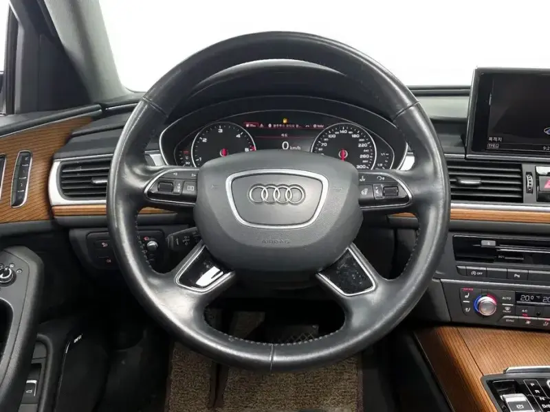 2016 Audi A6 с пробегом 131 222 км
