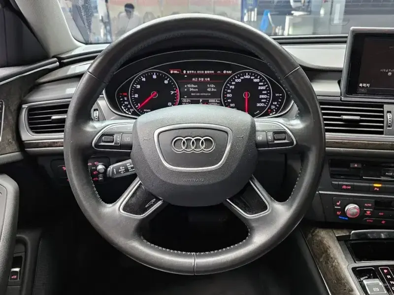 2017 Audi A6 с пробегом 147 782 км