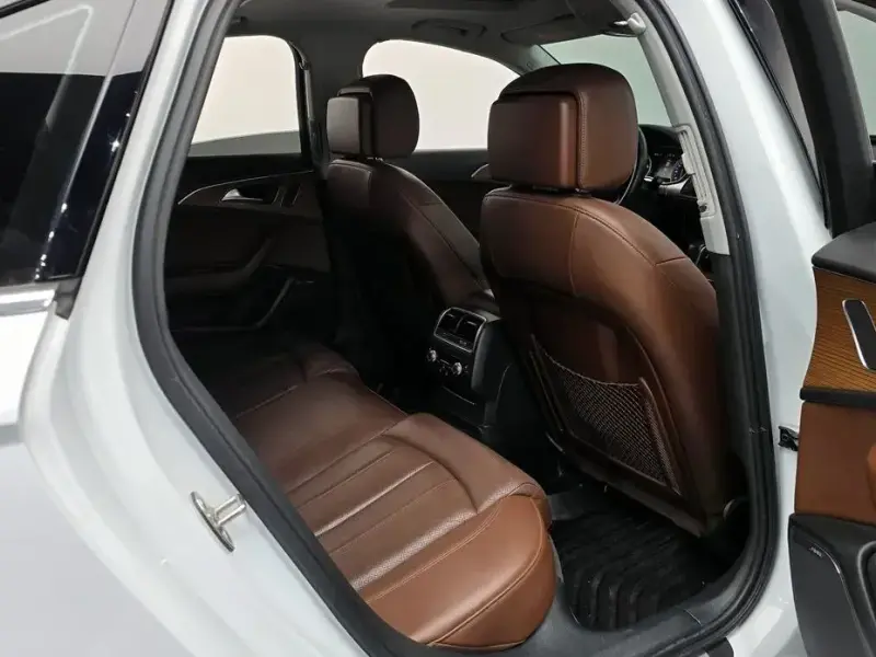 2015 Audi A6 с пробегом 106 658 км