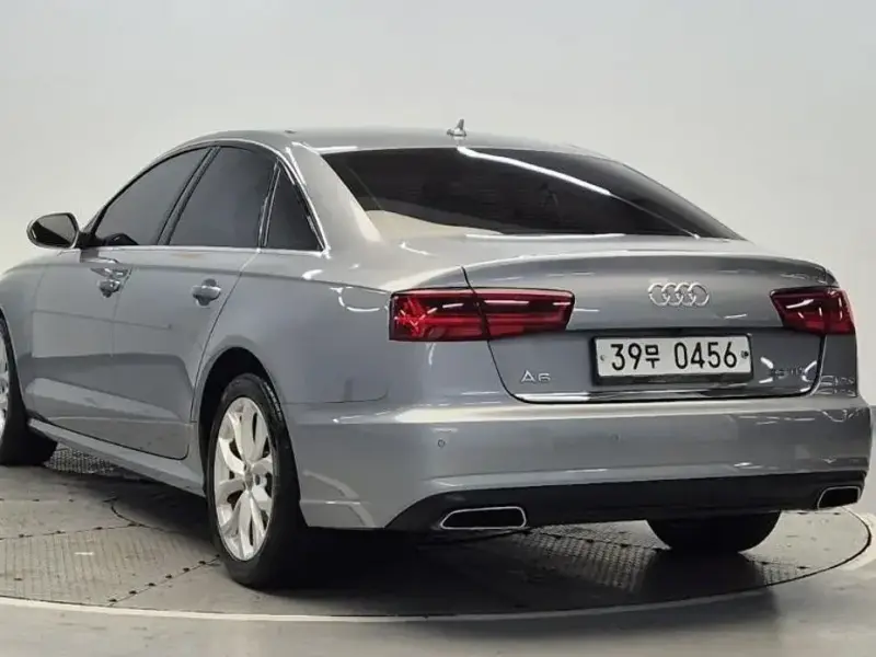 2015 Audi A6 с пробегом 87 754 км