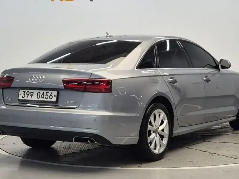 2015 Audi A6 с пробегом 87 754 км