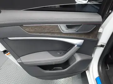 2021 Audi A6 с пробегом 60 890 км