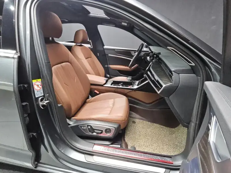 2020 Audi A6 с пробегом 52 575 км
