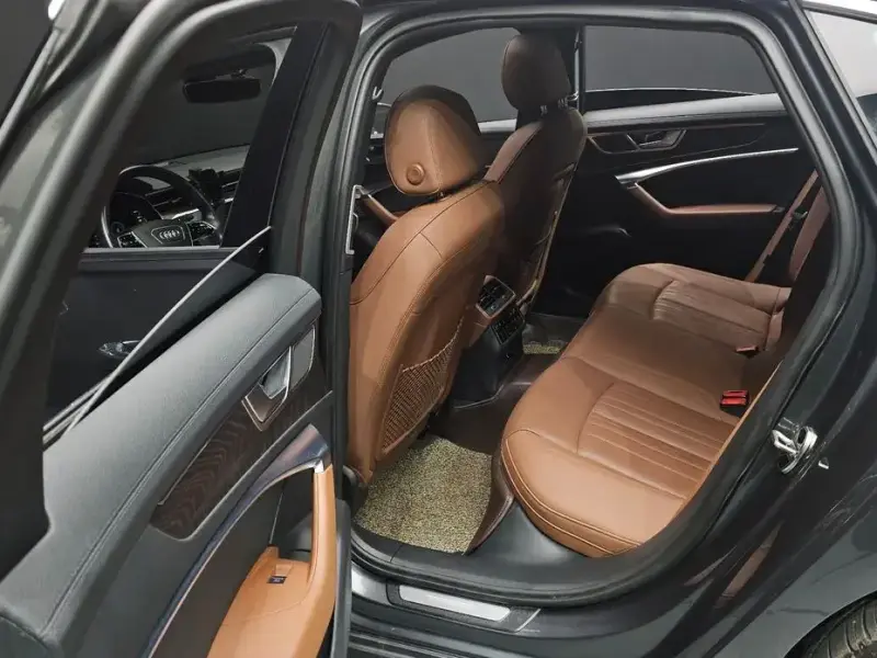 2020 Audi A6 с пробегом 52 575 км