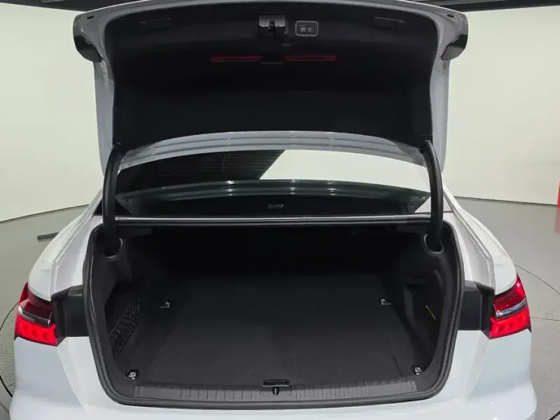 2019 Audi A6 с пробегом 148 884 км