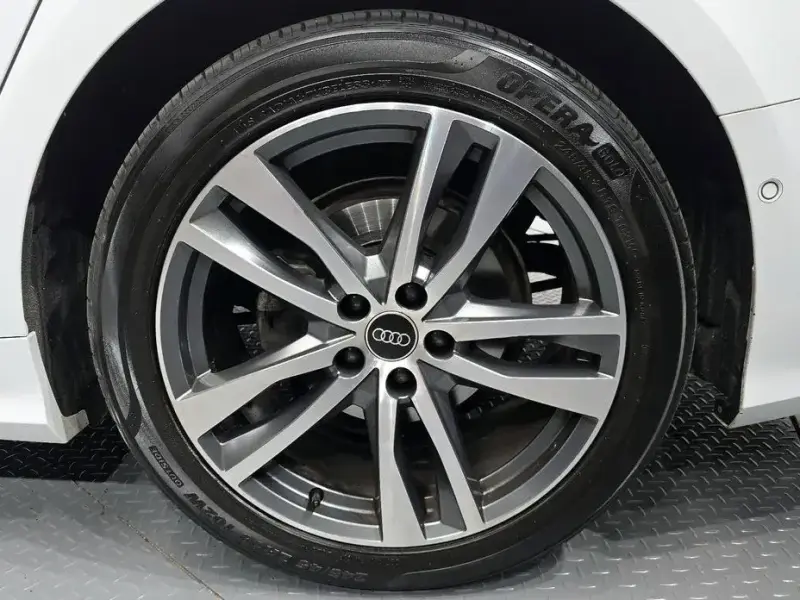 2023 Audi A6 с пробегом 90 036 км