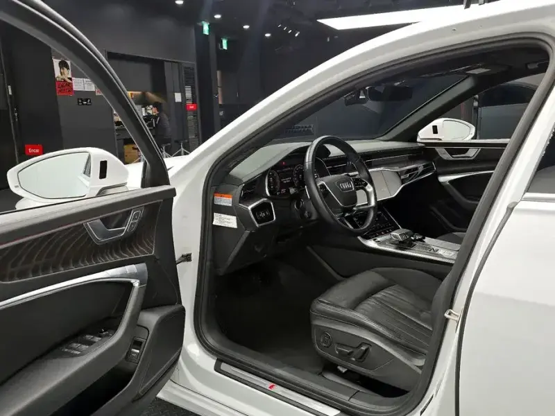 2023 Audi A6 с пробегом 90 036 км
