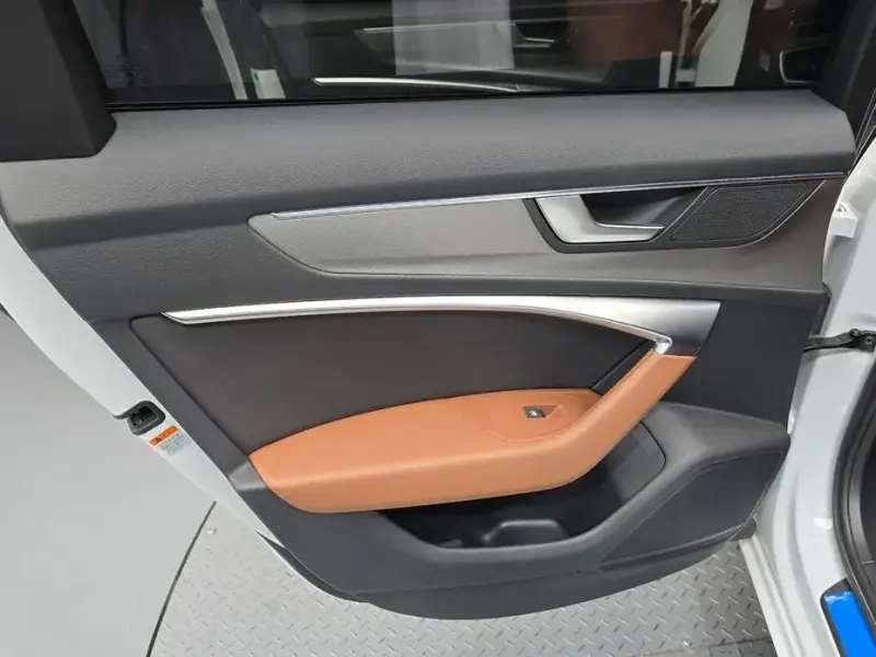 2021 Audi A6 с пробегом 57 079 км