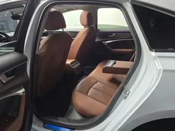 2021 Audi A6 с пробегом 57 079 км