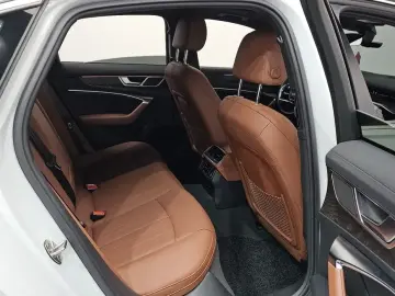 2023 Audi A6 с пробегом 25 702 км