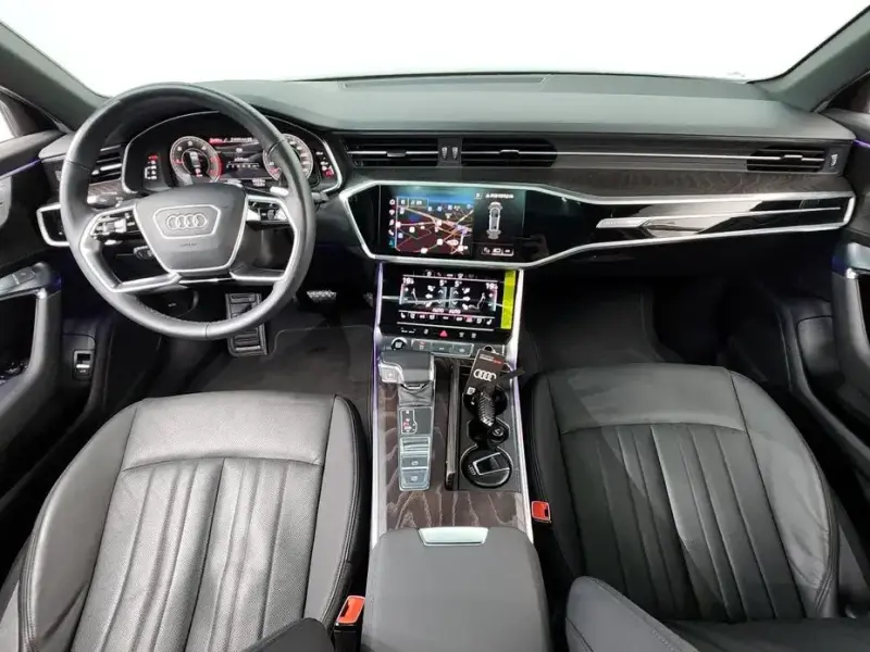 2023 Audi A6 с пробегом 33 879 км
