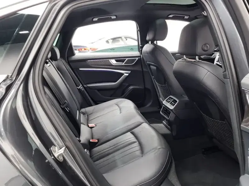 2023 Audi A6 с пробегом 33 879 км