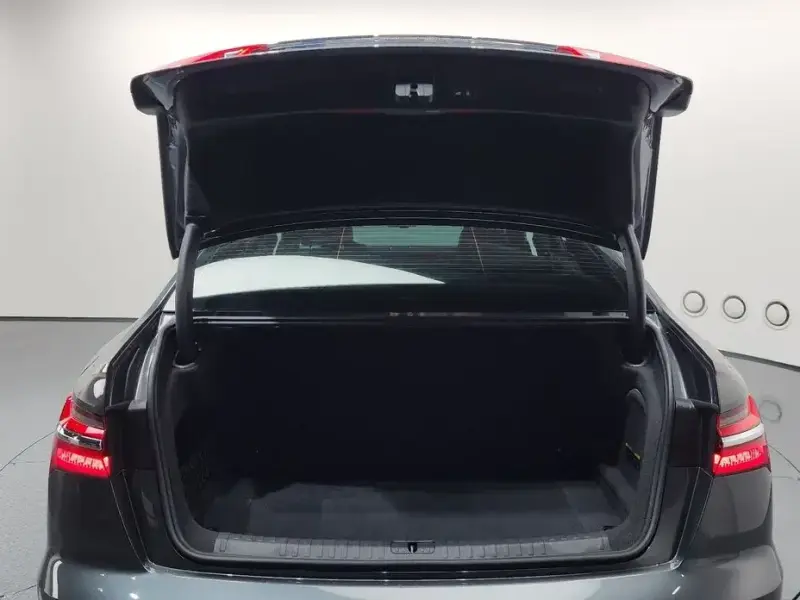 2023 Audi A6 с пробегом 33 879 км
