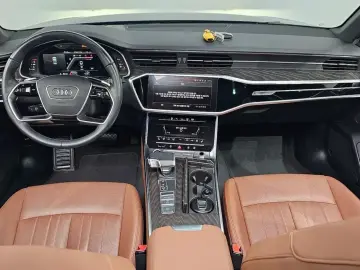 2023 Audi A6 с пробегом 38 363 км