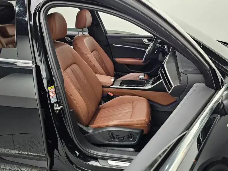 2023 Audi A6 с пробегом 38 363 км