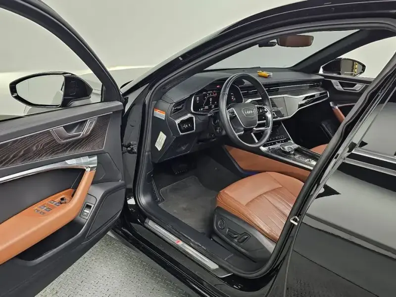 2023 Audi A6 с пробегом 38 363 км