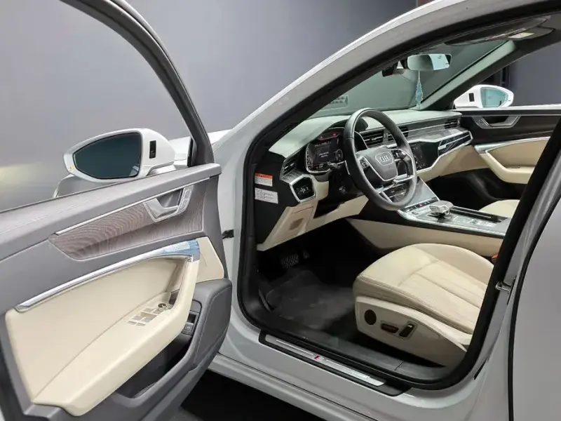 2023 Audi A6 с пробегом 51 316 км