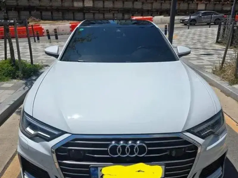 2022 Audi A6 с пробегом 72 085 км