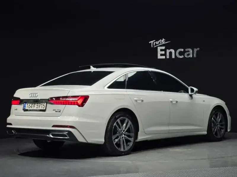 2022 Audi A6 с пробегом 59 561 км