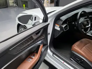 2022 Audi A6 с пробегом 59 561 км