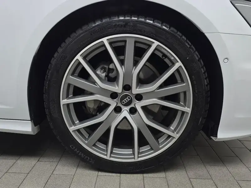 2023 Audi A6 с пробегом 75 304 км