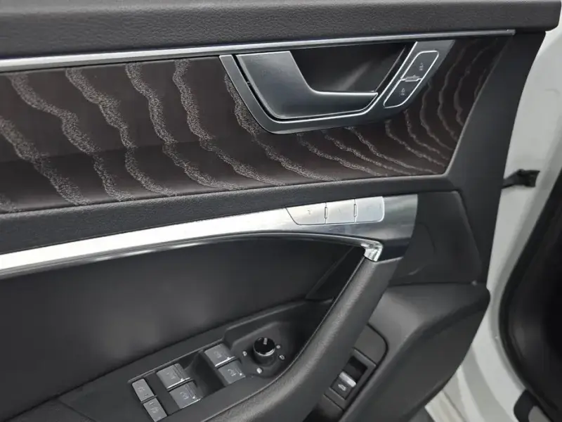 2022 Audi A6 с пробегом 15 063 км