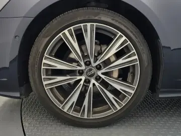2022 Audi A6 с пробегом 119 635 км