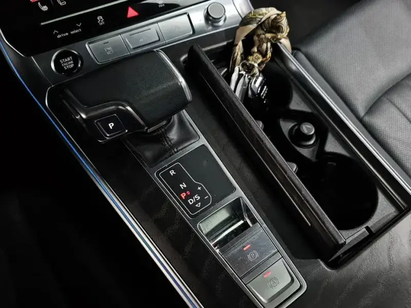 2022 Audi A6 с пробегом 119 635 км
