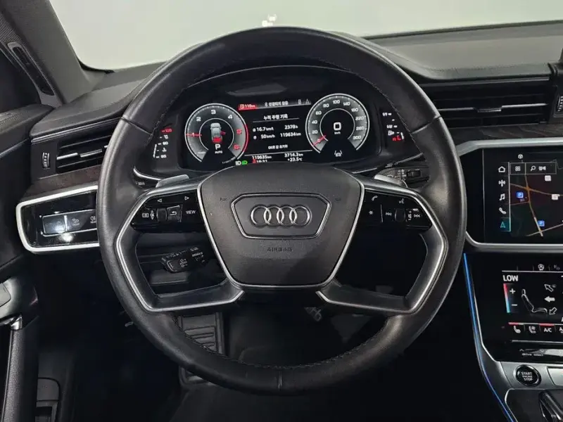 2022 Audi A6 с пробегом 119 635 км