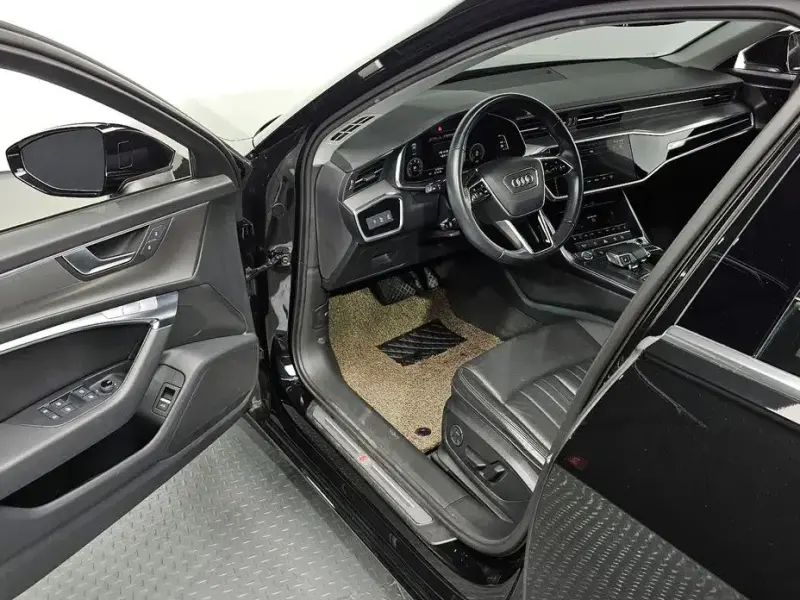 2020 Audi A6 с пробегом 67 918 км