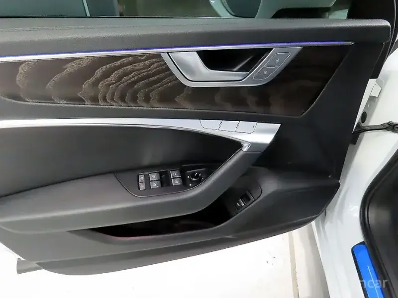 2020 Audi A6 с пробегом 56 583 км