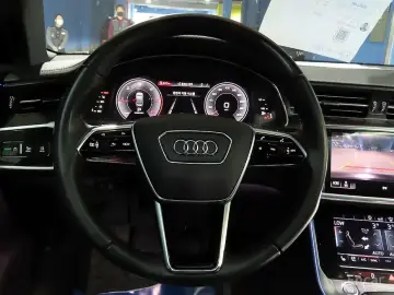 2020 Audi A6 с пробегом 56 583 км