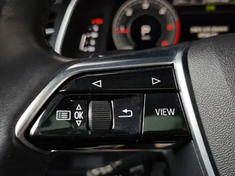 2020 Audi A6 с пробегом 100 305 км