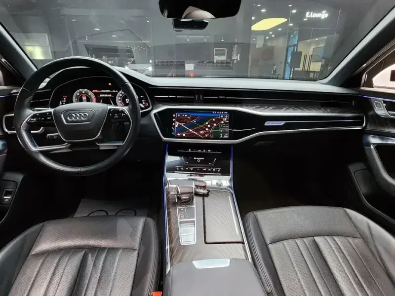 2022 Audi A6 с пробегом 55 790 км
