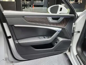 2022 Audi A6 с пробегом 55 790 км