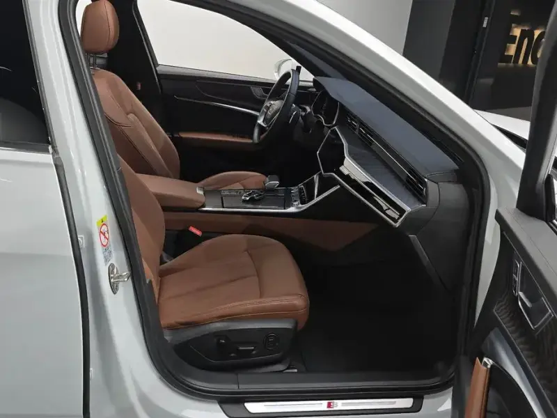 2023 Audi A6 с пробегом 51 011 км