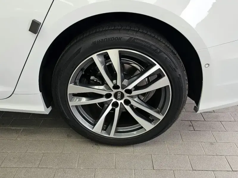2023 Audi A6 с пробегом 41 527 км