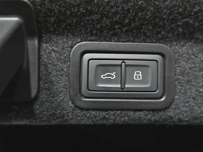 2023 Audi A6 с пробегом 51 011 км