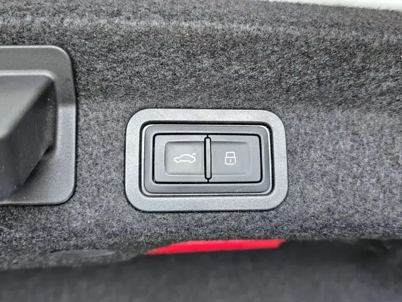2023 Audi A6 с пробегом 41 527 км