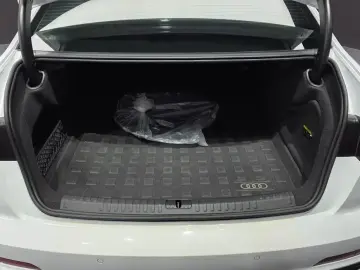 2021 Audi A6 с пробегом 40 524 км