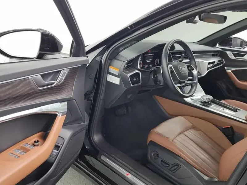 2022 Audi A6 с пробегом 33 440 км