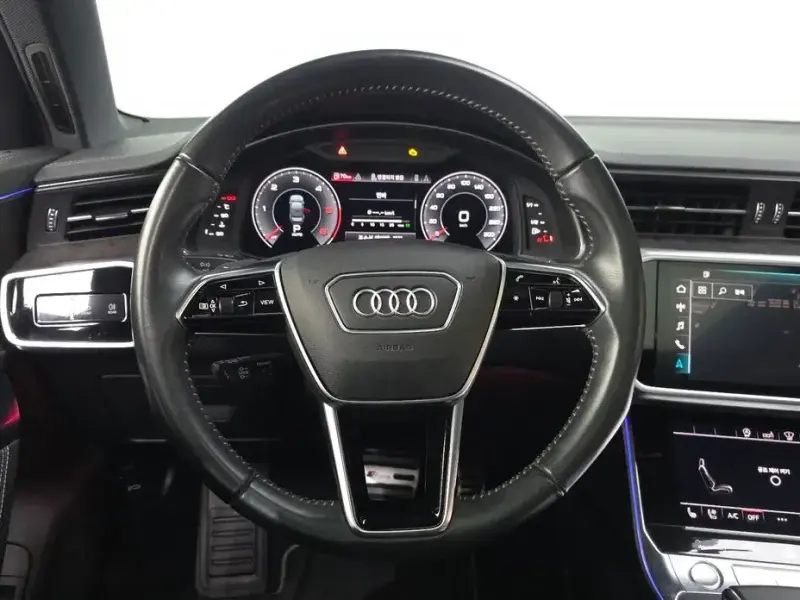 2020 Audi A6 с пробегом 92 788 км