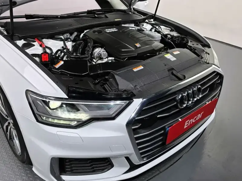 2023 Audi A6 с пробегом 72 503 км