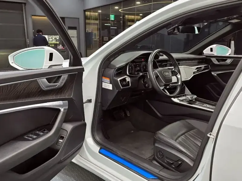 2023 Audi A6 с пробегом 72 503 км