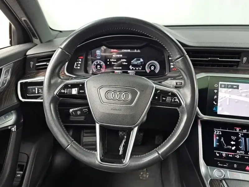 2020 Audi A6 с пробегом 109 653 км